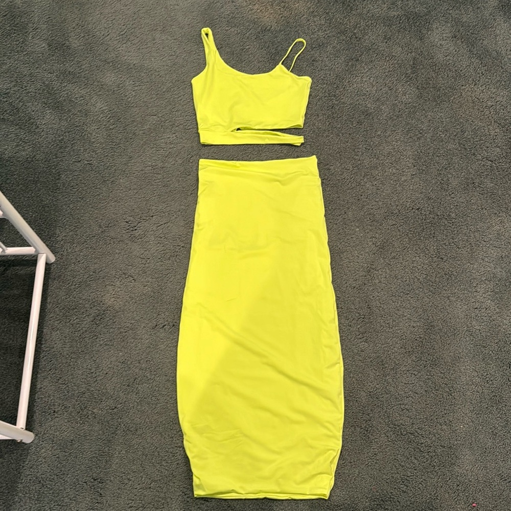 2 piece set
